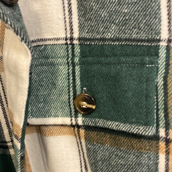Camel and Green Shacket - Picture 3 of 5